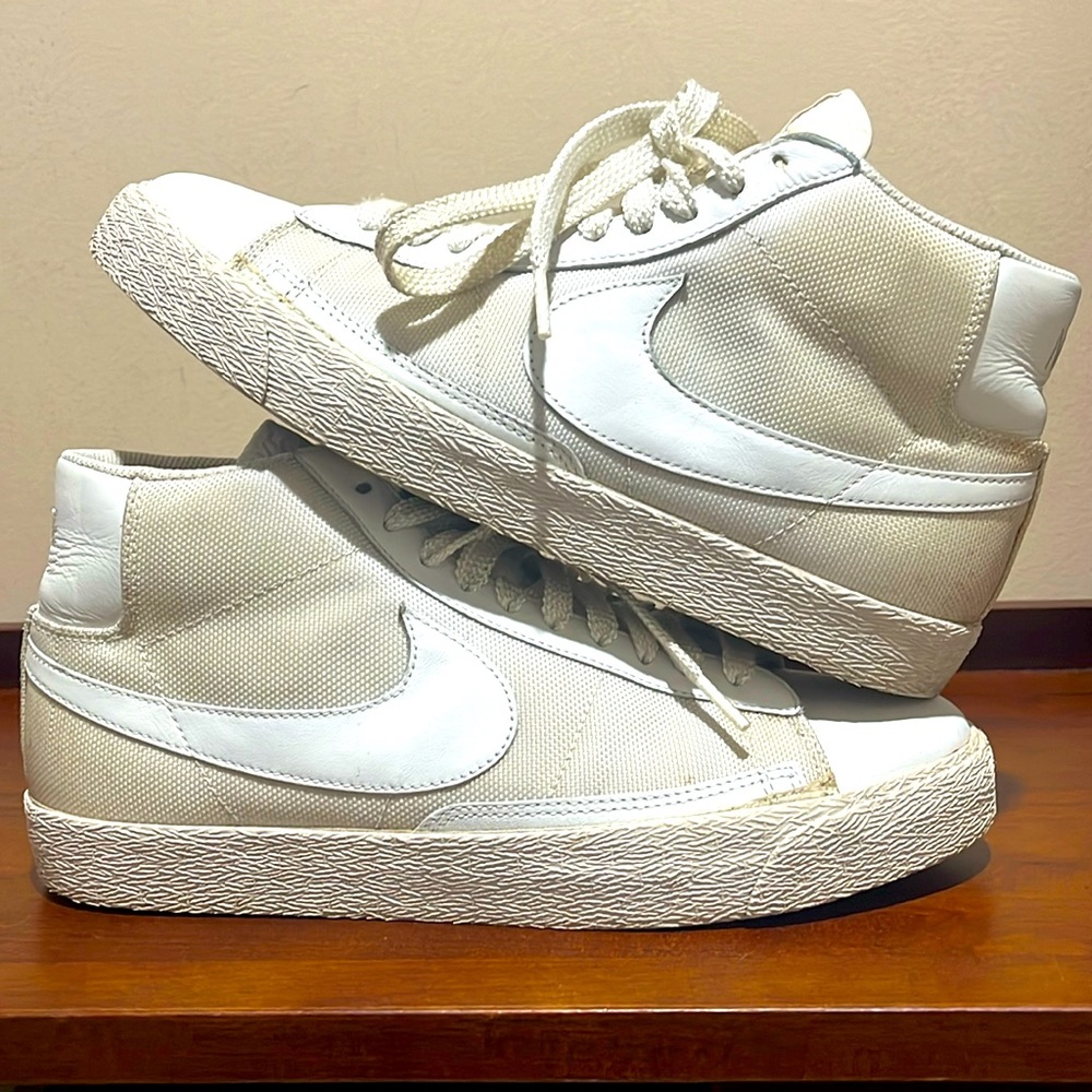 NIKE Men’s Sneakers